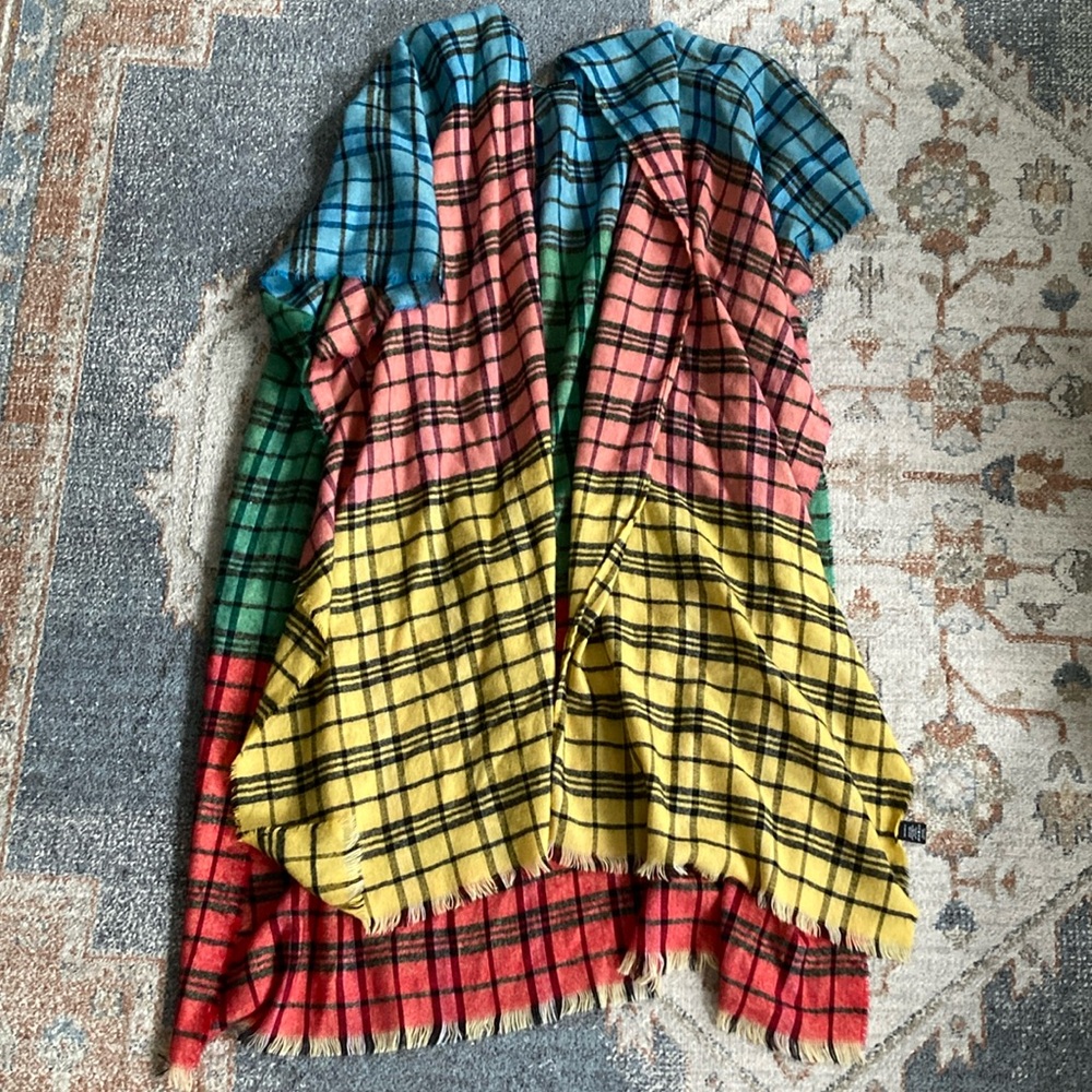 Do Everything in Love Colorful Plaid Shawl